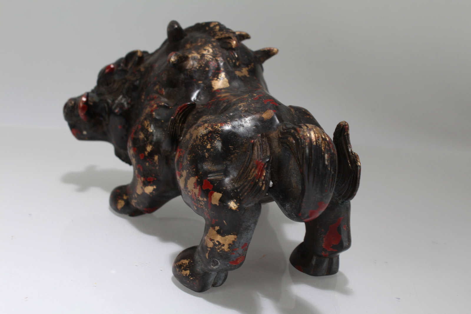 A Chinese Myth-beast Fortune Statue Display - 3