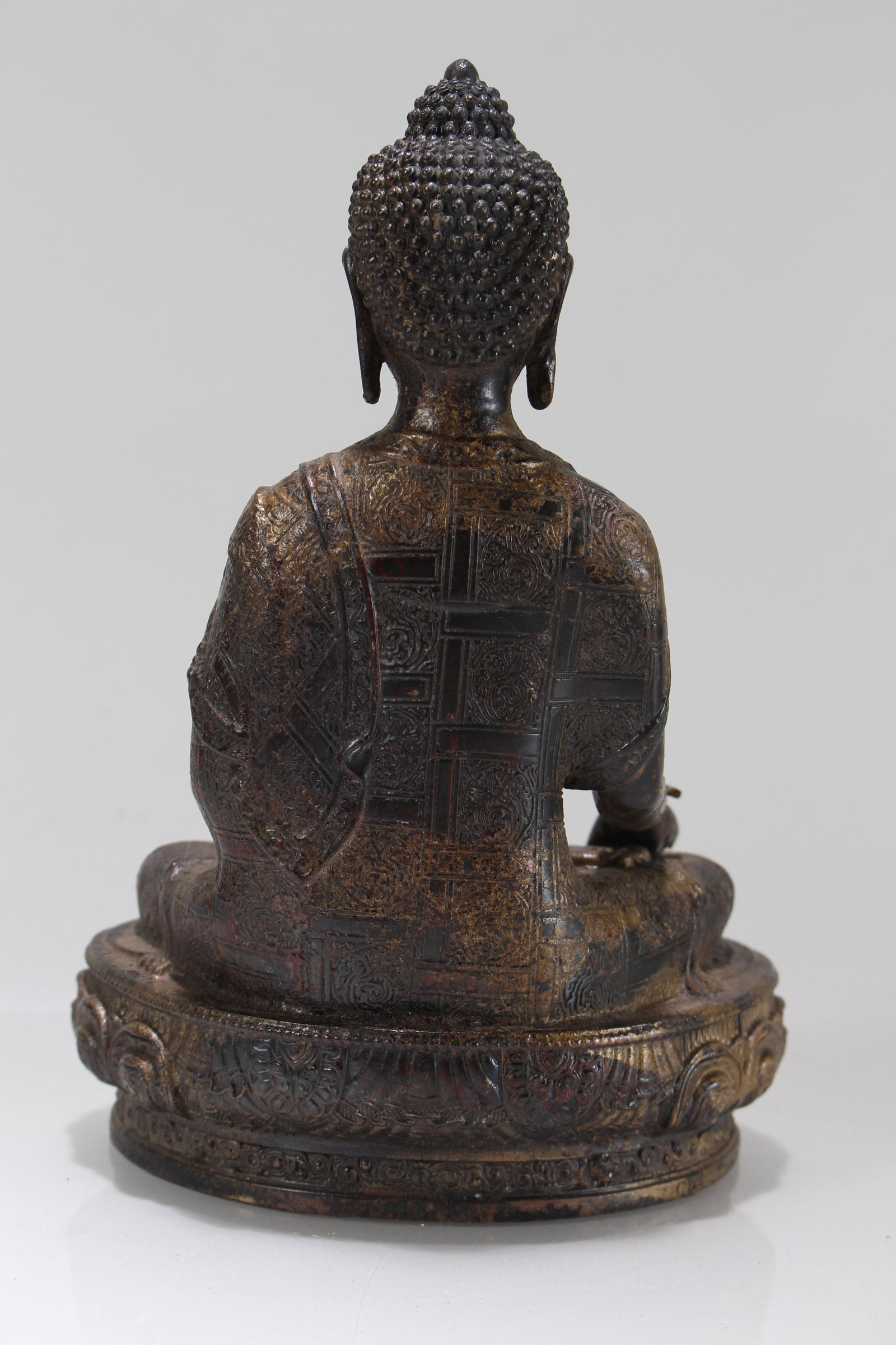 A Chinese Religious Fortune Buddha Statue - 3