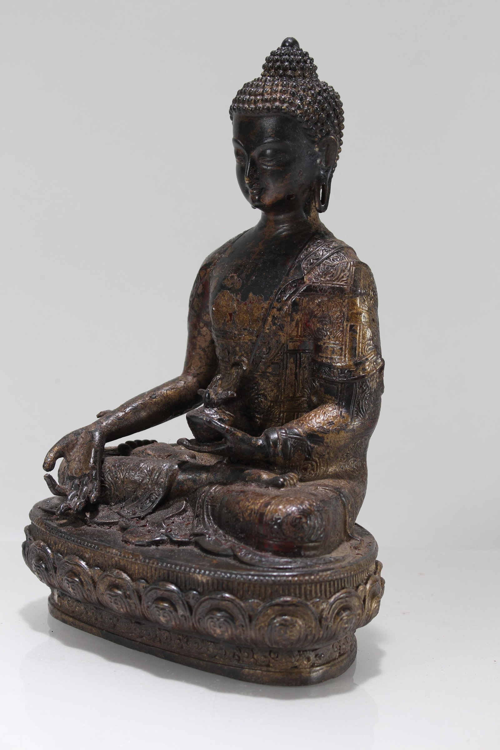 A Chinese Religious Fortune Buddha Statue - 4