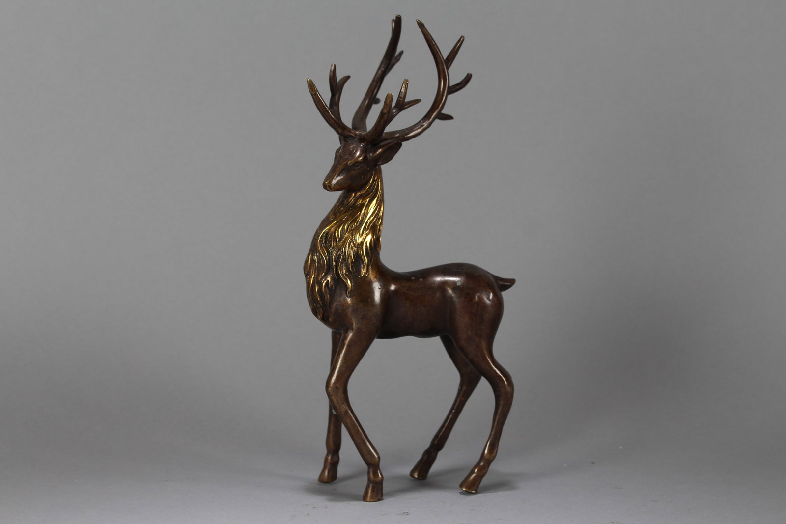 A Chinese Vividly-detailed Massive Deer-portrait Fortune Statue: A Chinese Vividly-detailed Massive Deer-portrait Fortune Statue. Height : 10.5 (inch). Width : 5 (inch). Length : 2 (inch).