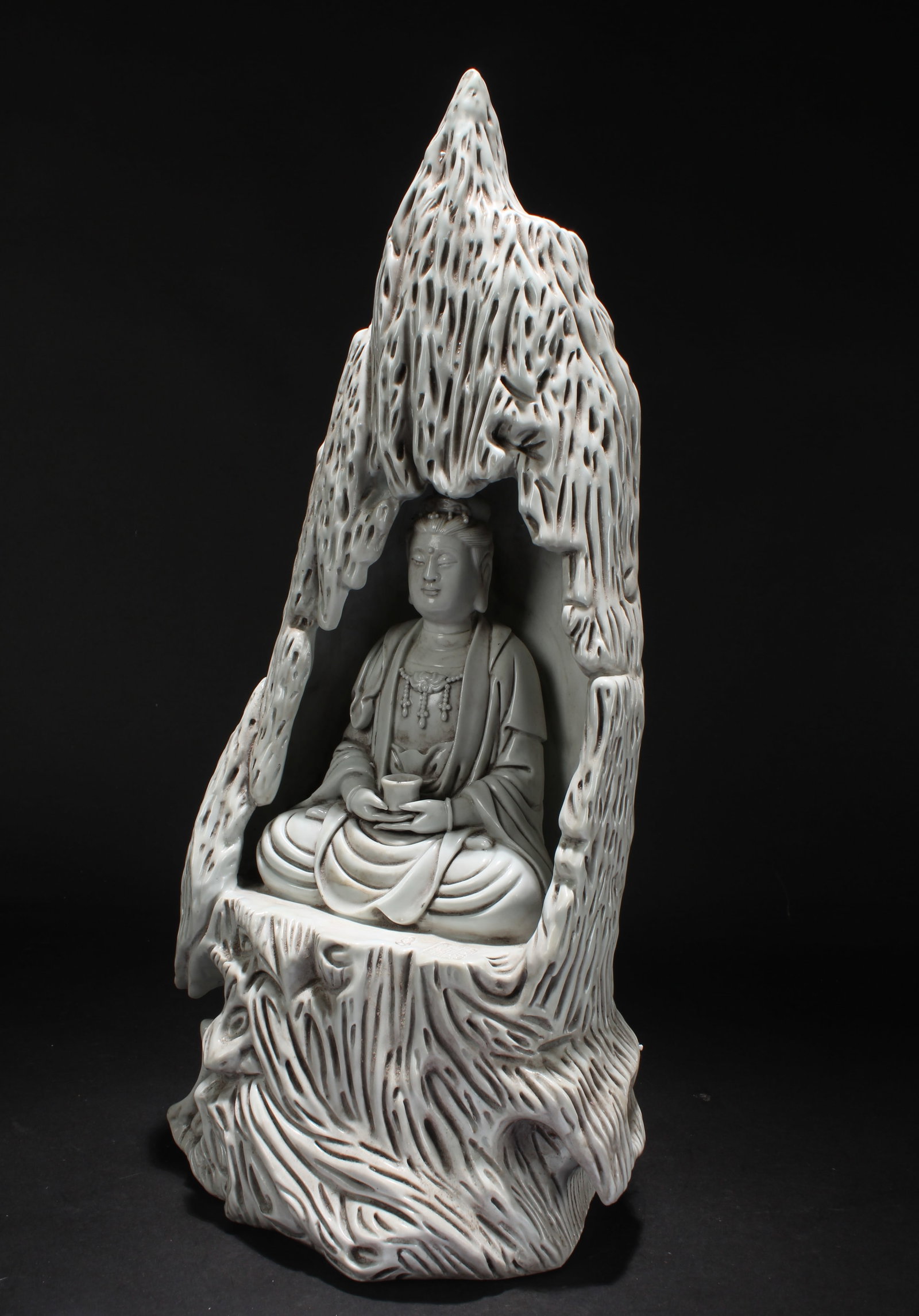 A Chinese Blanc De Guanyin Statue - 3