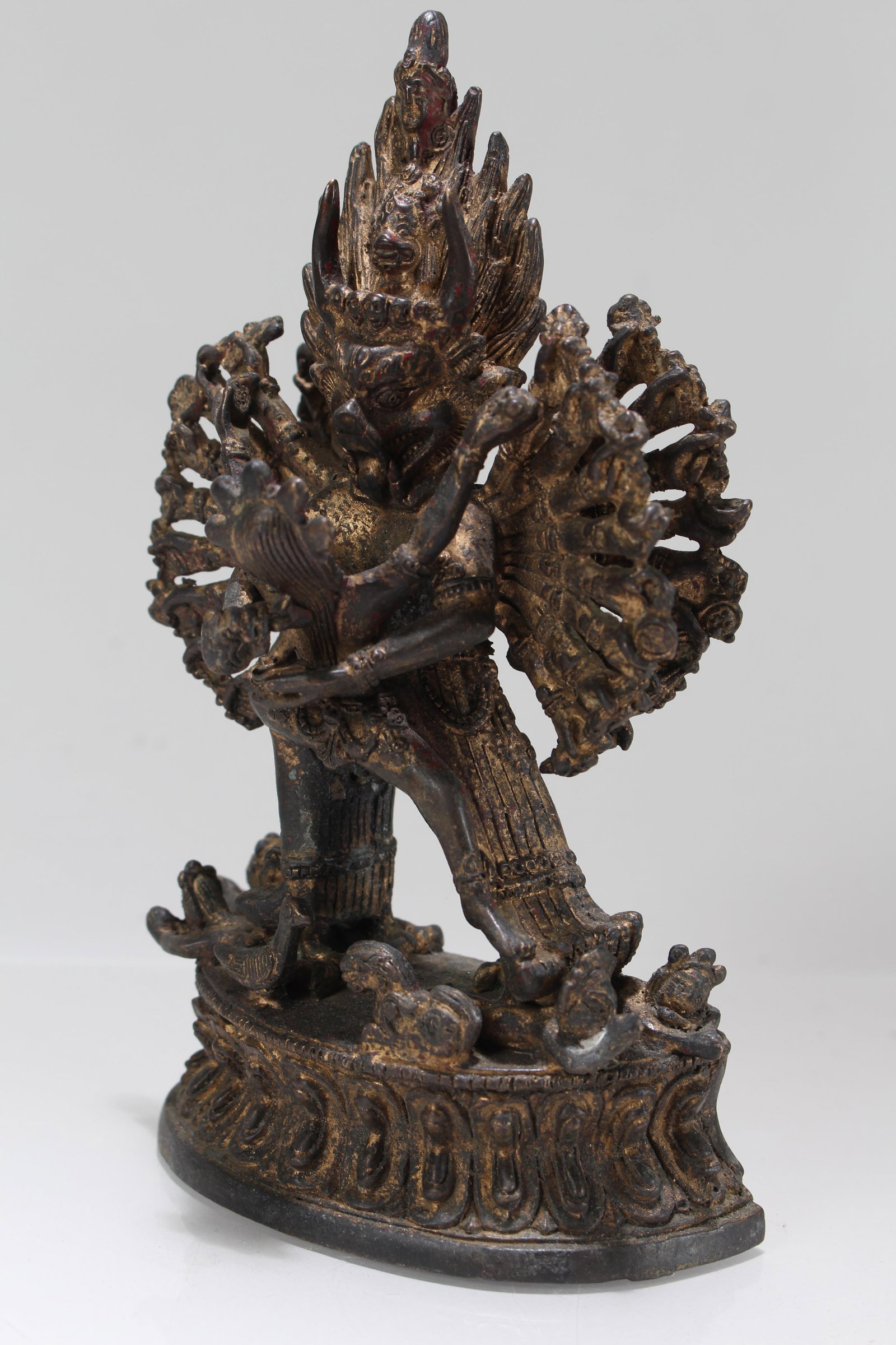 A Chinese Religious Fortune Buddha Statue - 4