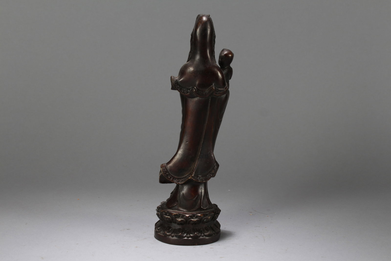 A Chinese Religious Fortune Buddha Statue - 3