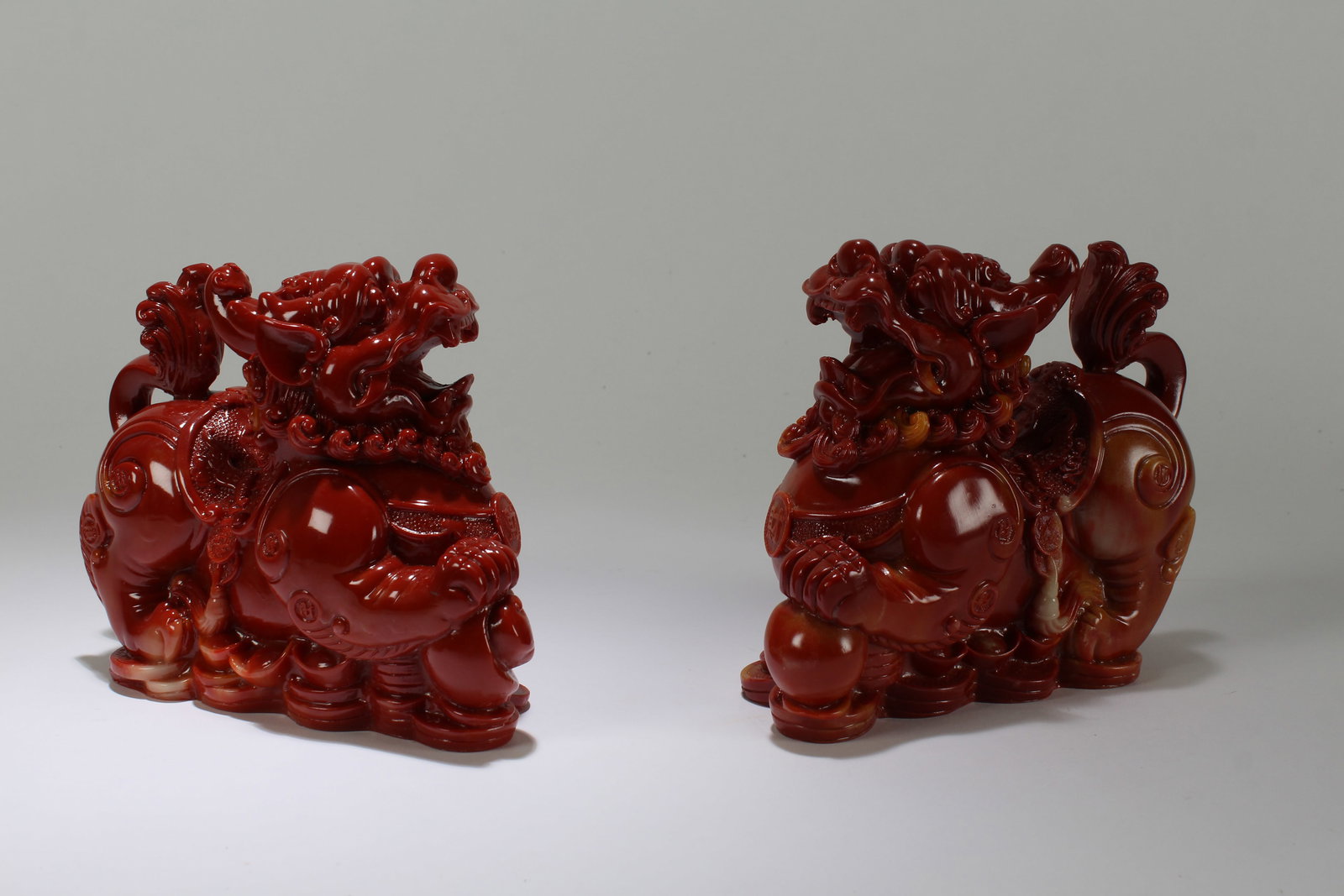 A Pair of Chinese Myth-beast Fortune Statues Display: A Pair of Chinese Myth-beast Fortune Statues Display. Height: 5.5 (inch). Width: 3 (inch). Length: 7 (inch).