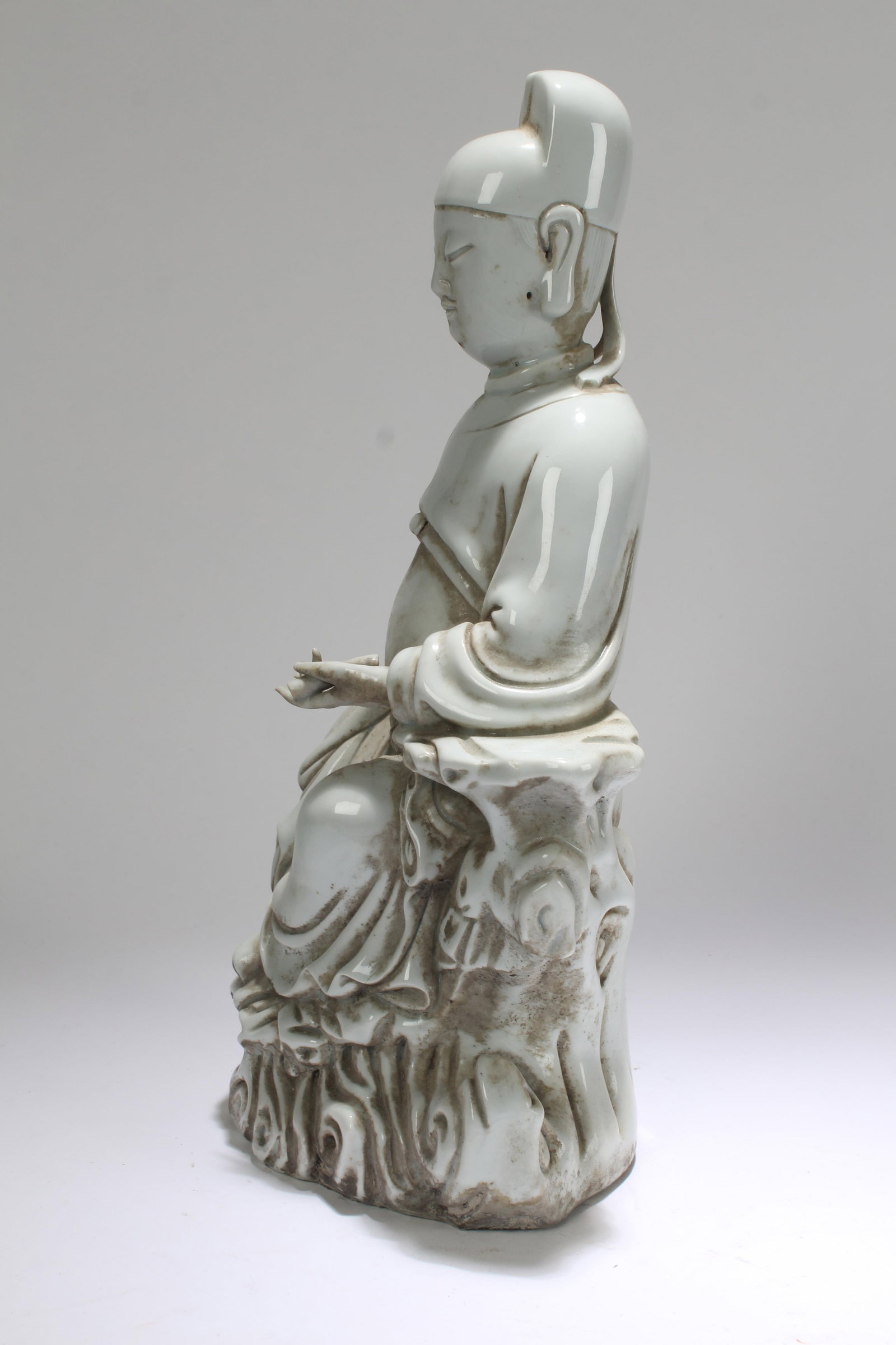 A Chinese White Porcelain Buddha Statue - 4