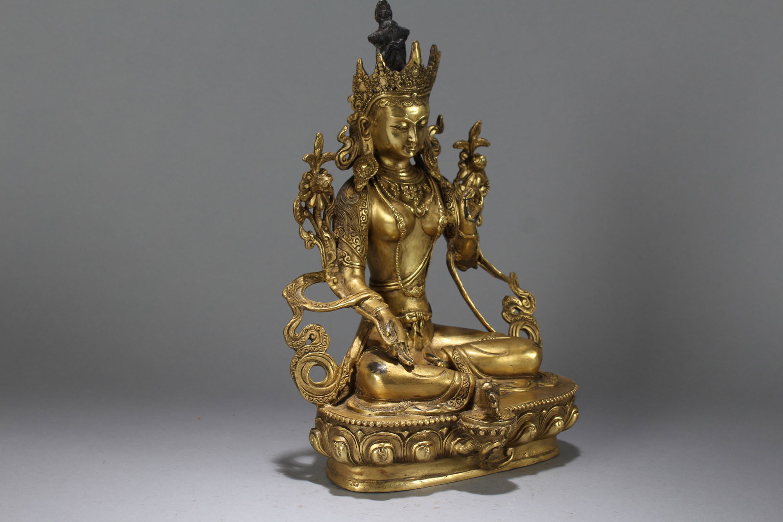 A Chinese Religious Fortune Buddha Statue - 2