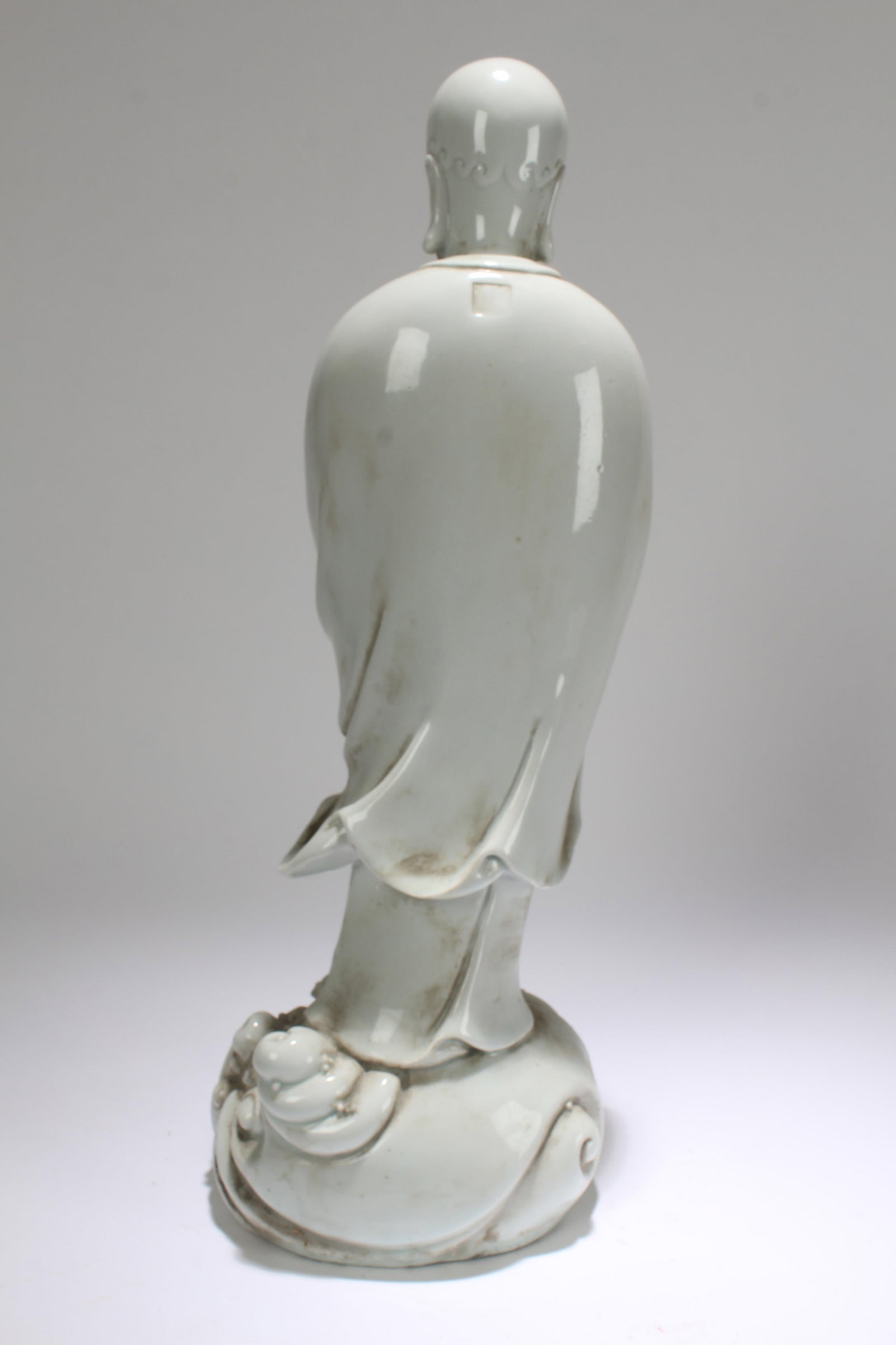 A Chinese White Porcelain Buddha Statue - 3