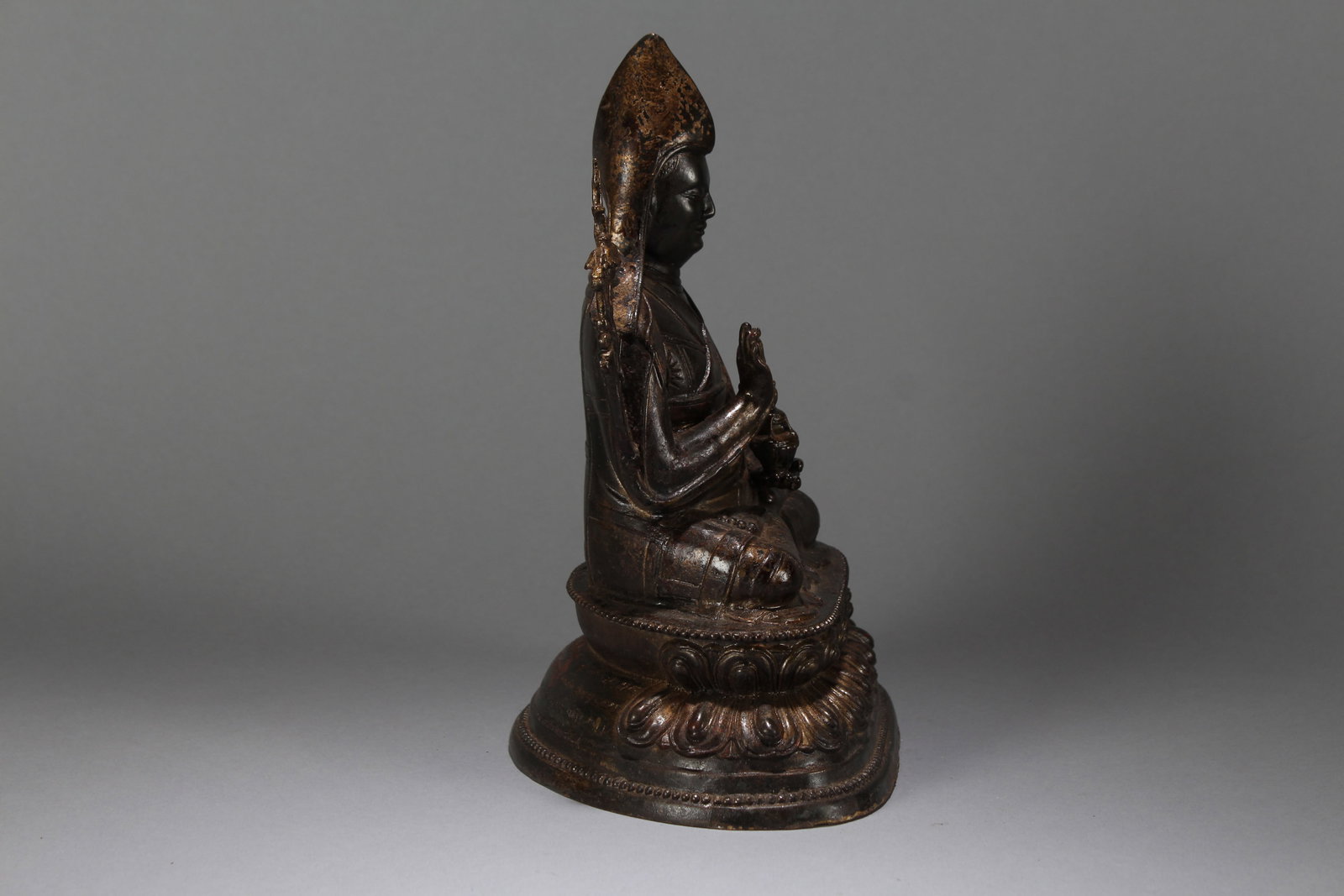 A Chinese Religious Fortune Buddha Statue - 2