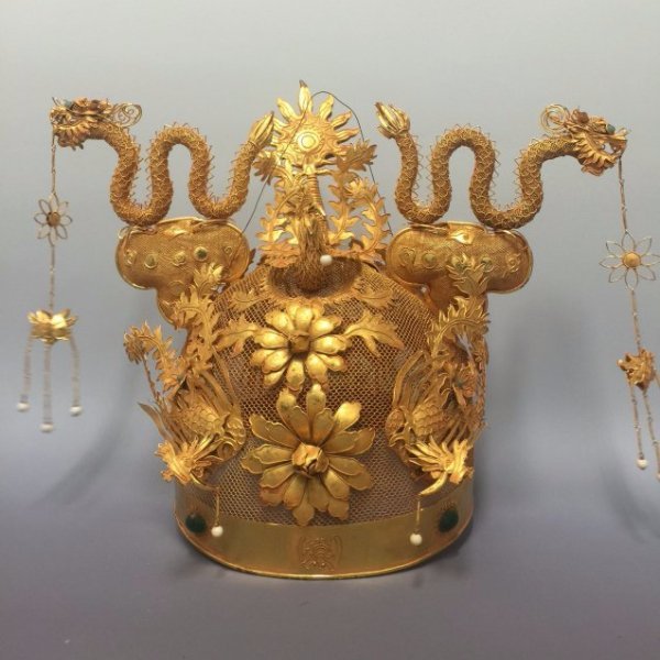 A Gilt Head Custom for Stage Play (1 of 6)