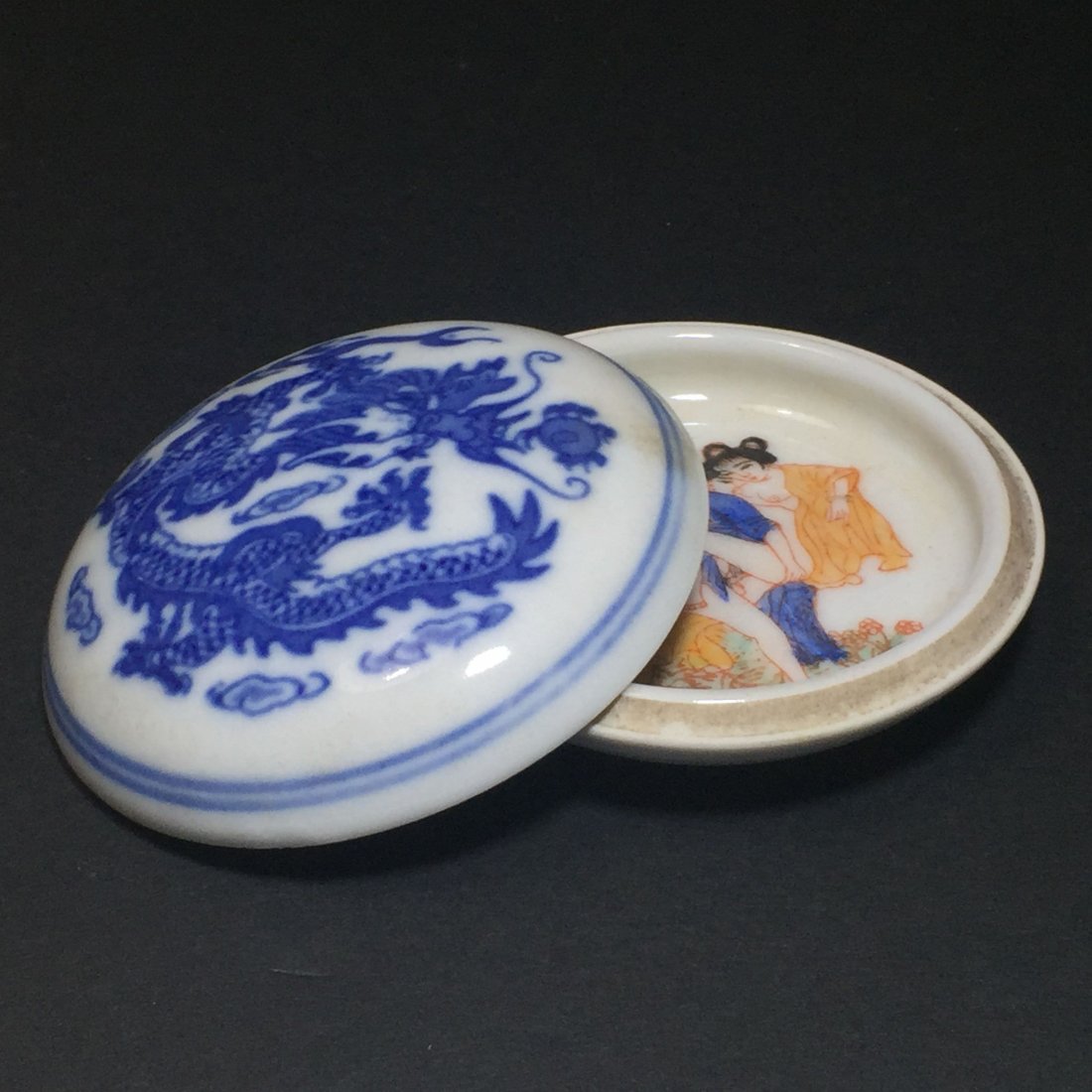 A Dish-set Chinese Love-sceen Display (1 of 5)