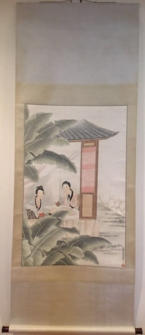 A Chinese Portrait of Beauties Hand-painting Scroll (1 of 4)