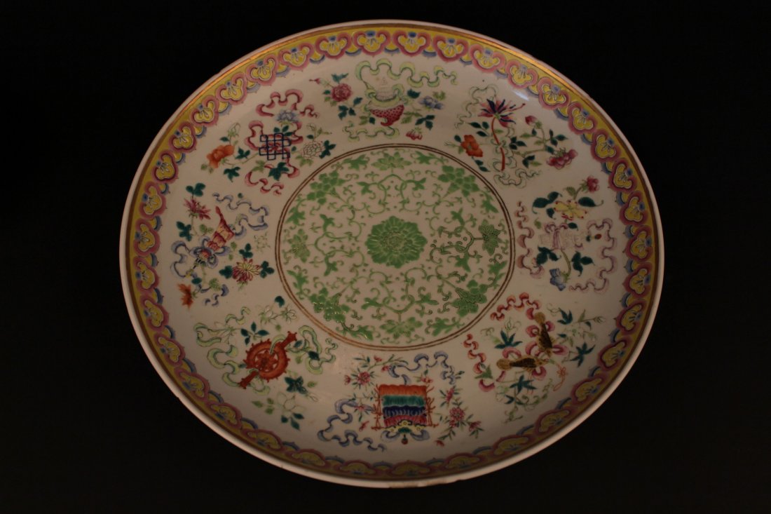 A Chinese Tri-fortune Rare-green Decorating Porcelain (1 of 8)