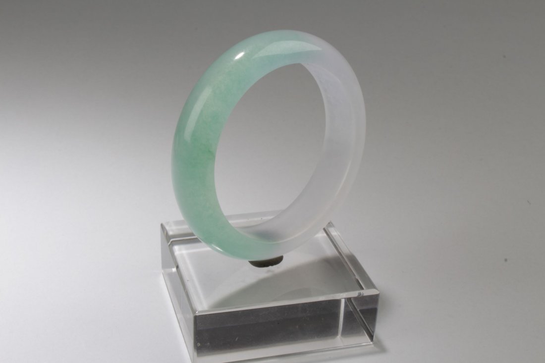 An Estate Chinese Bracelet (1 of 4)