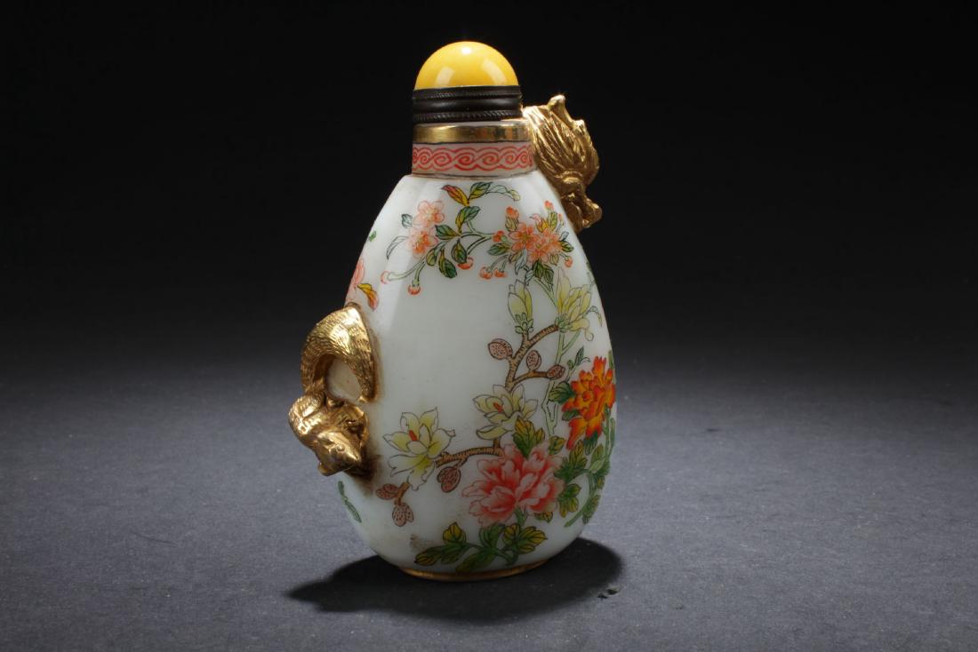 A Beast-decorated Oveylay Snuff Bottle (1 of 6)