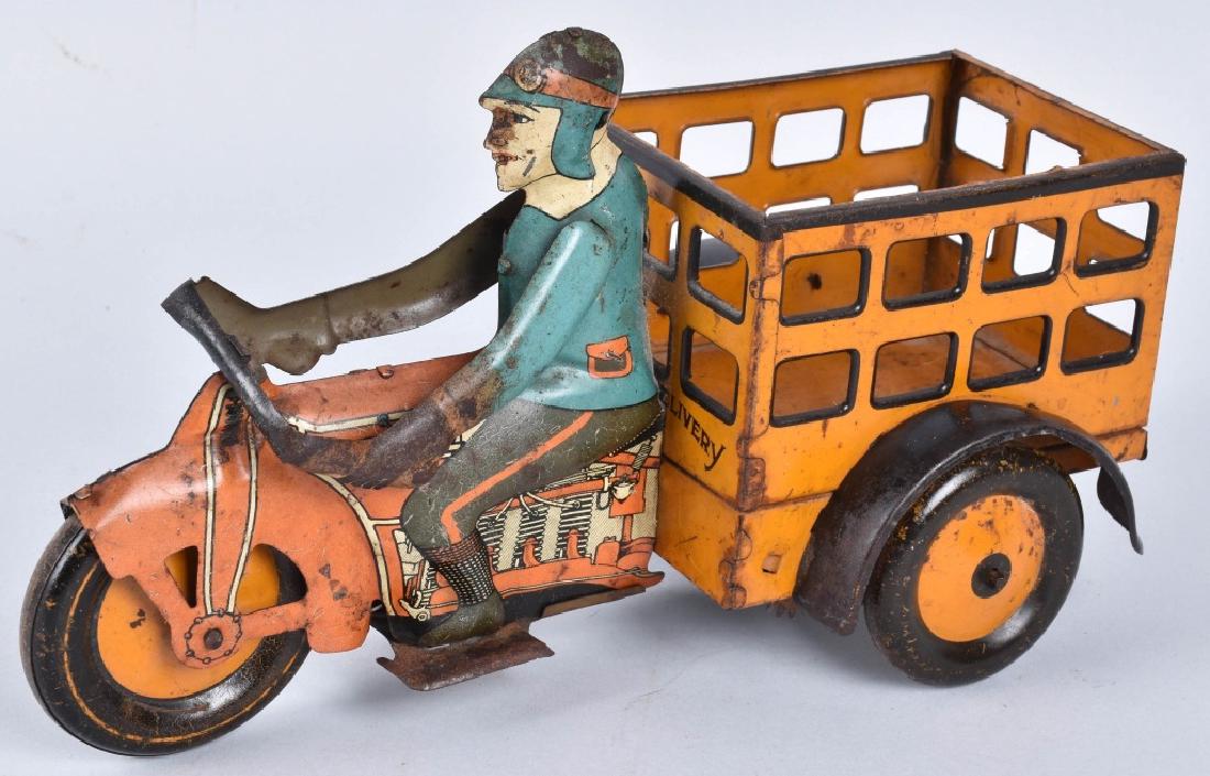 MARX Tin Windup SPEED BOY 4 DELIVERY MOTORCYCLE (1 of 5)