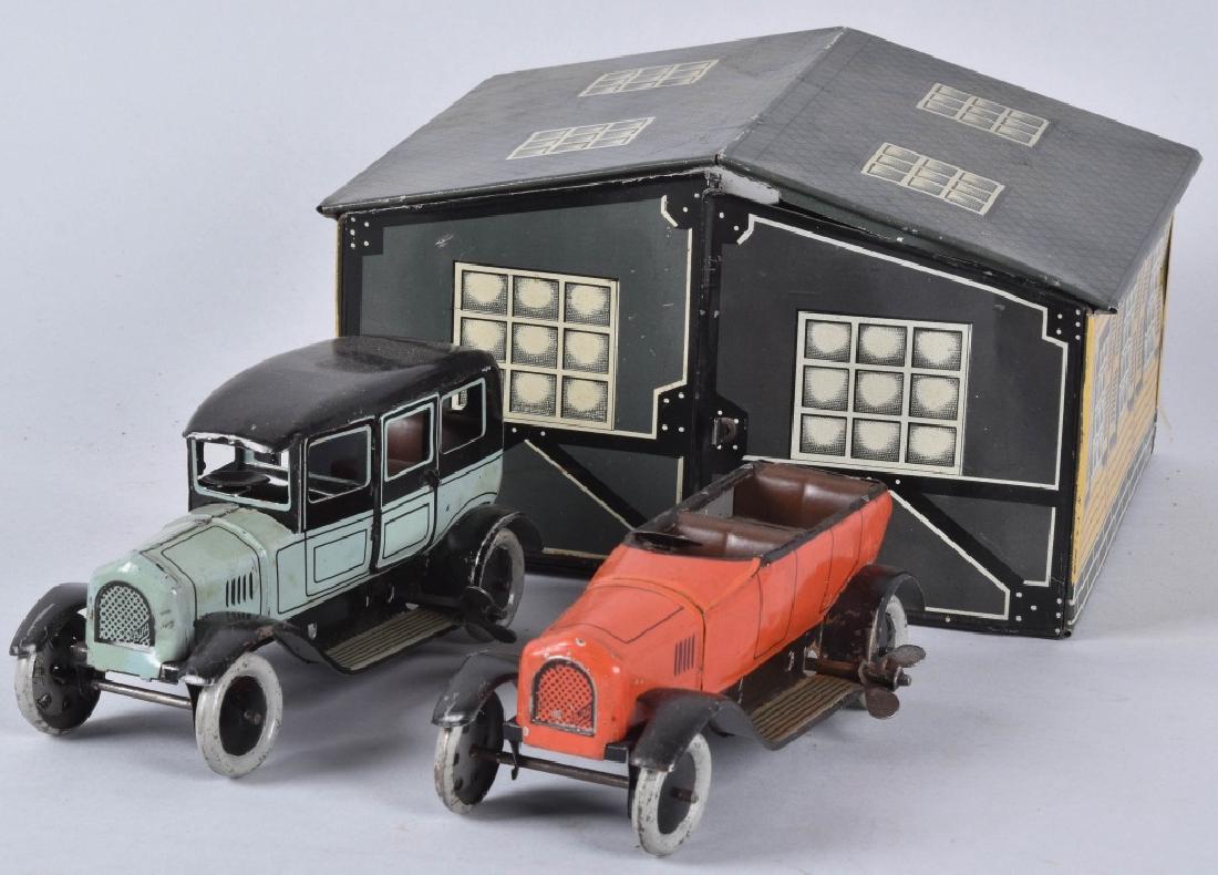 BING GARGE w/ 2 Tin Windup AUTOMOBILES (1 of 12)
