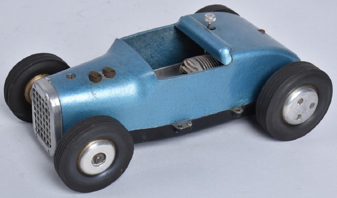 CAMERON RODZY GAS POWERED TETHER RACE CAR (1 of 6)