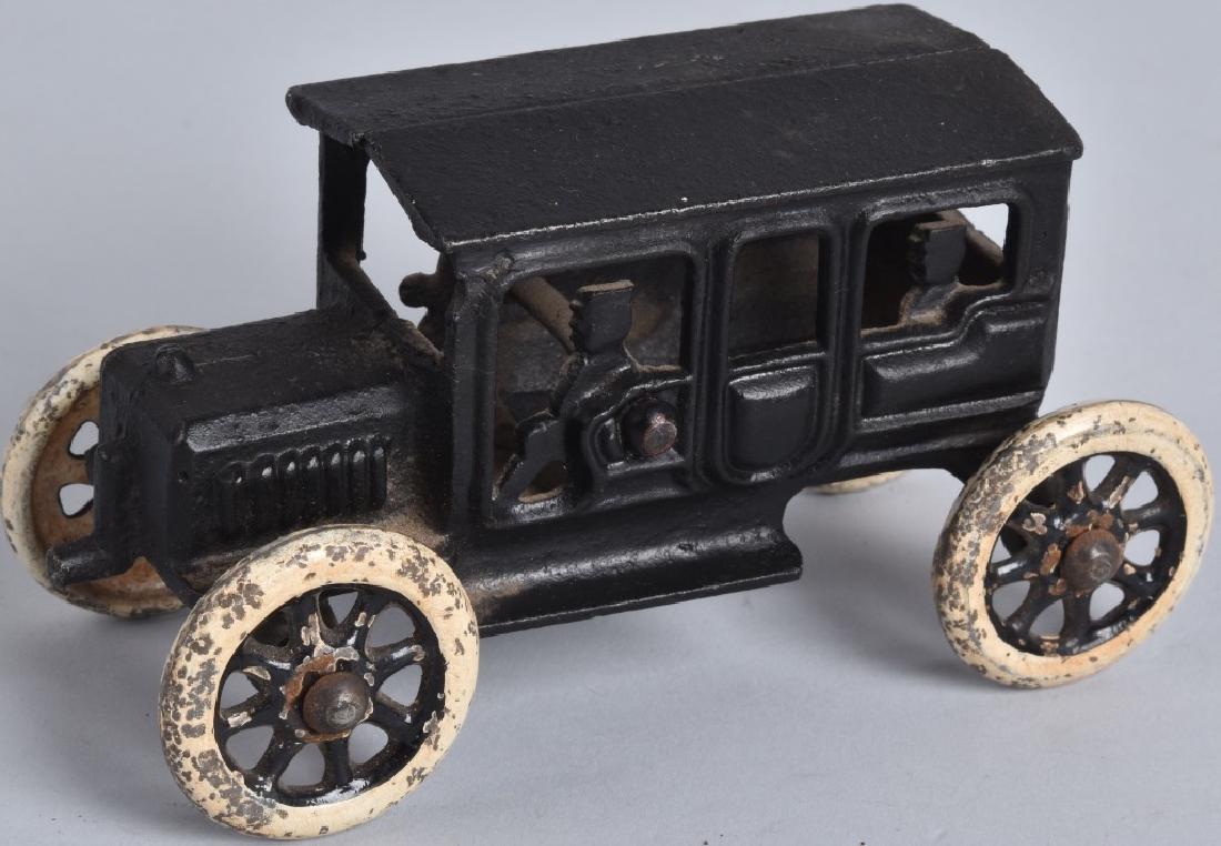 5 1/2" JONES & BIXLER Cast Iron AUTOMOBILE (1 of 4)