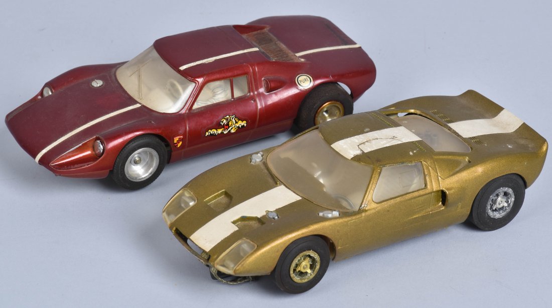 COX & MONOGRAM SLOT CARS: Includes Monogram Porsche 904 and Cox Ford GT. Both all original. Each measure 7" Very Good-Excellent