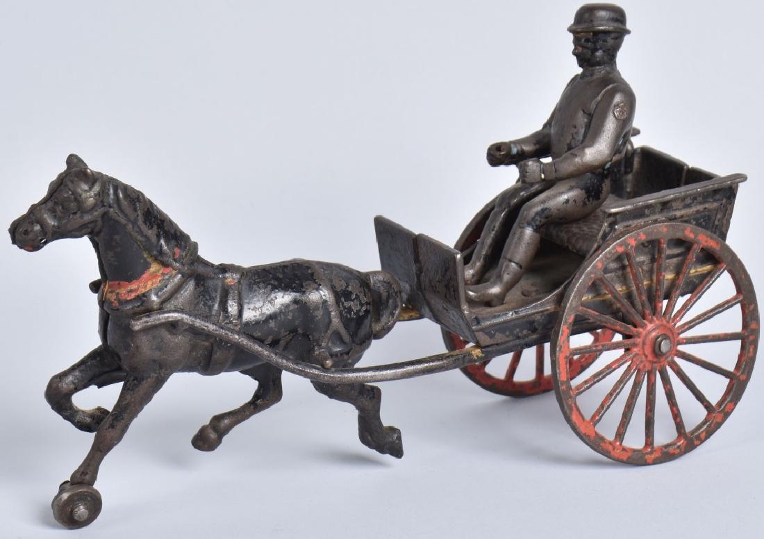 WILKINS CAST IRON TOY DOCTORS HORSE CART (1 of 4)