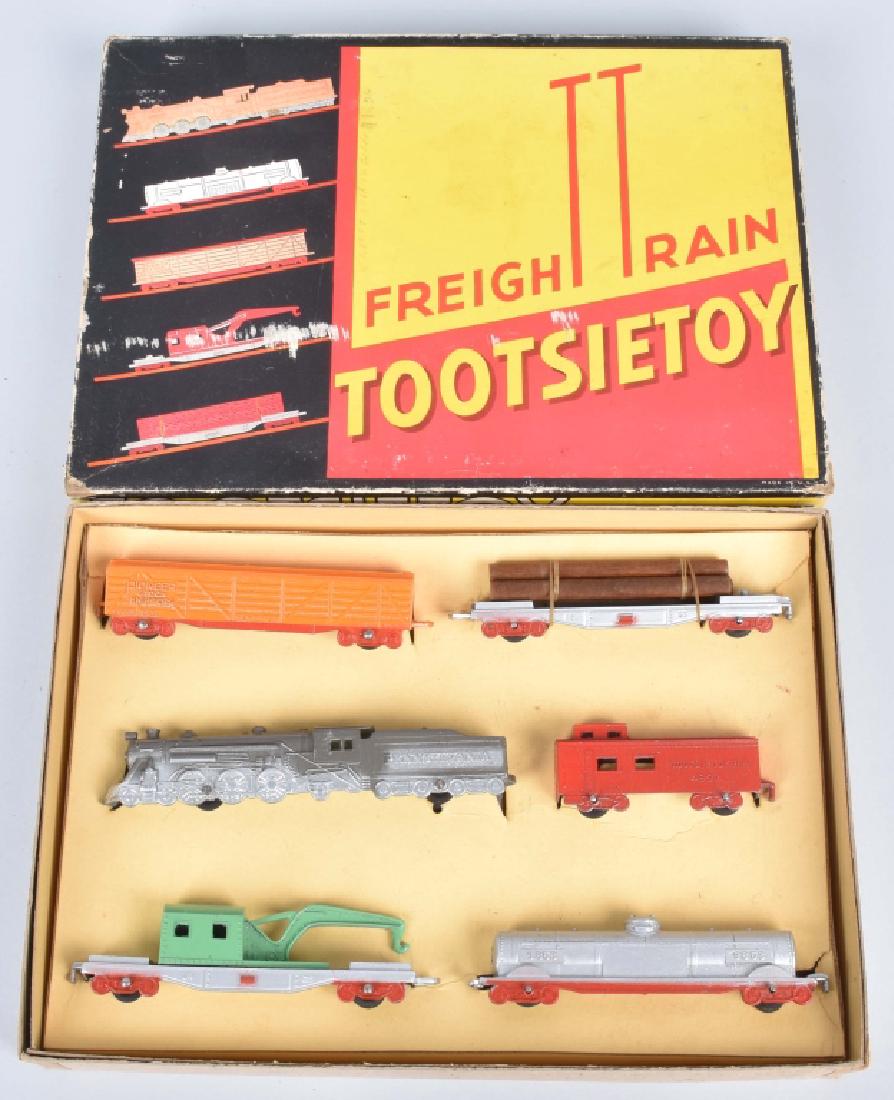 TOOTSIETOY #5550 FREIGHT TRAIN SET w/ BOX (1 of 3)