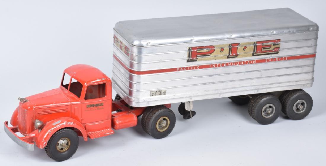 SMITH MILLER PIE SEMI TRUCK (1 of 5)