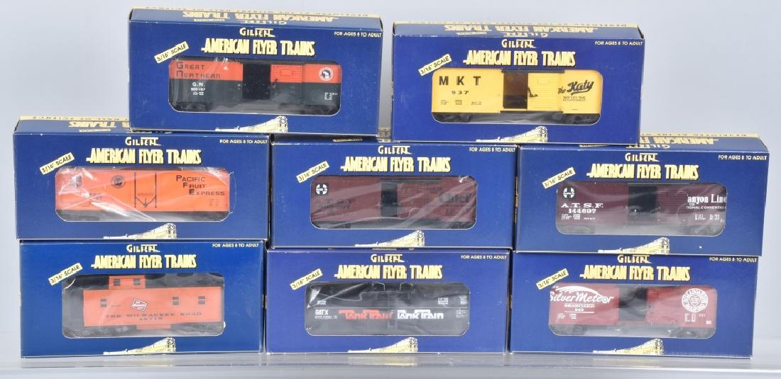 8- AMERICAN FLYER TRAIN CARS w/ BOXES (1 of 4)