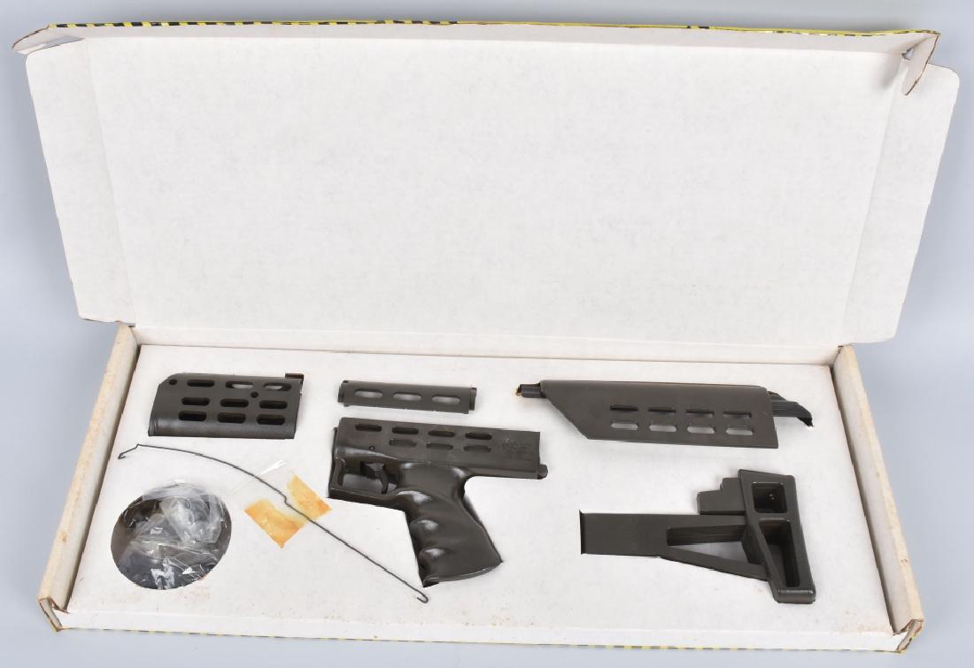 K-VAR INDUSTRIES AK-47 STOCK PARTS KIT: K-VAR INC Ak-47 kit includes butt stock, receiver cover, pistol grib trigger assembley and fore grib. NEW OLD STOCK