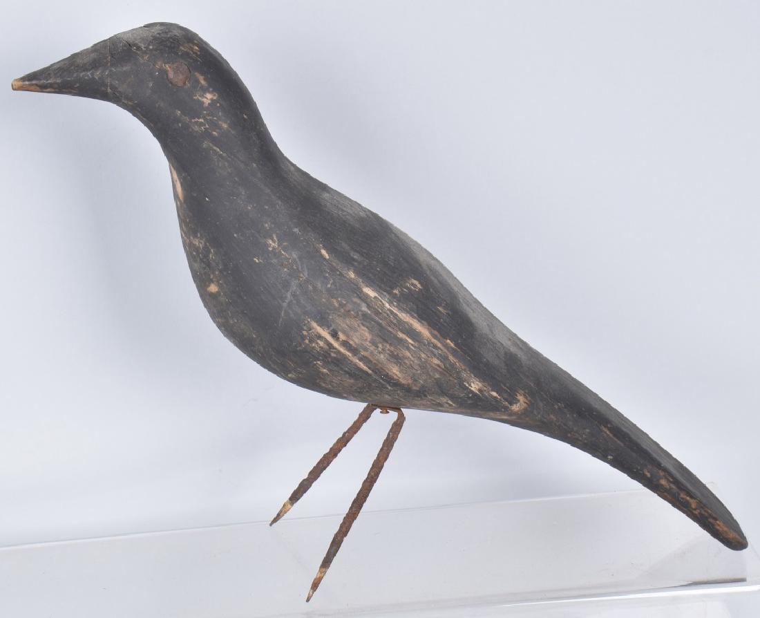EARLY FOLK ART CARVED CROW DECOY (1 of 3)
