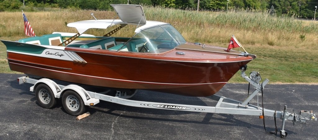 1961 CHRIS CRAFT 21' CONTINENTAL WOOD BOAT w/FINS