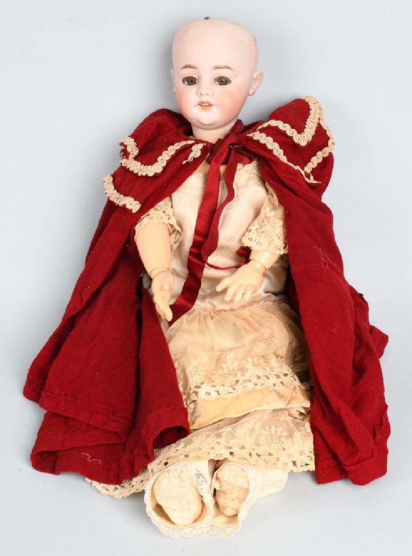 22" SIMON & HALBIG GERMAN BISQUE DOLL 1039: Nice original German Bisque Doll. Head marked SH 1039 Germany DEP 10 1/2. Doll has open mouth with teeth and fixed eyes. Missing wig, 22" Excellent