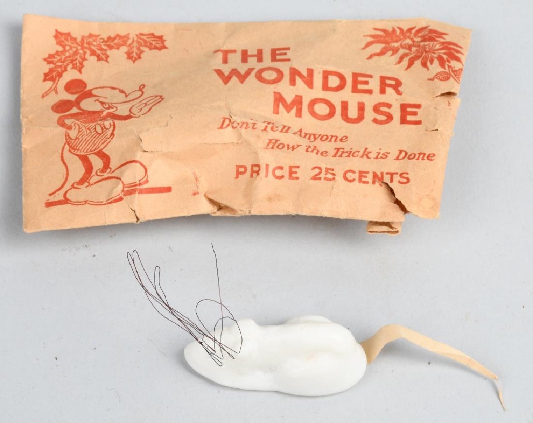EARLY MICKEY MOUSE WONDER MOUSE MAGIC TRICK (1 of 4)