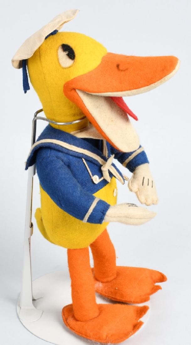 1930'S ARGENTINA DONALD DUCK DOLL (1 of 6)