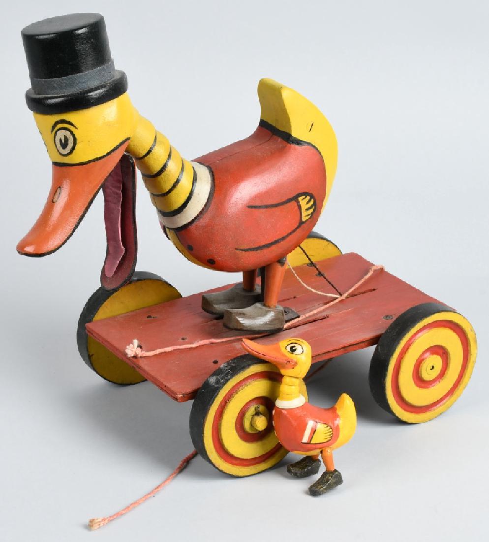 VINTAGE SCHOENHUT QUACKY DUCK STORE DISPLAY (1 of 7)