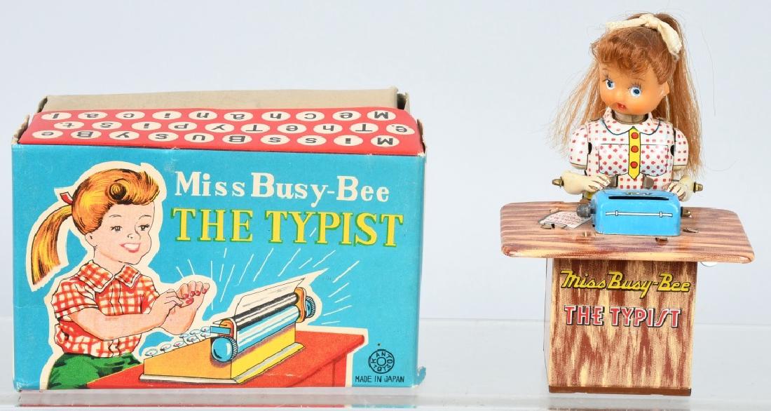 JAPAN Tin Windup MISS BUSY BEE THE TYPIST w/ BOX (1 of 7)