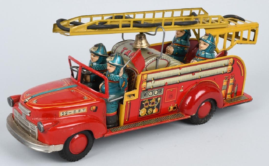 16" JAPAN Tin Friction FIRE TRUCK (1 of 7)