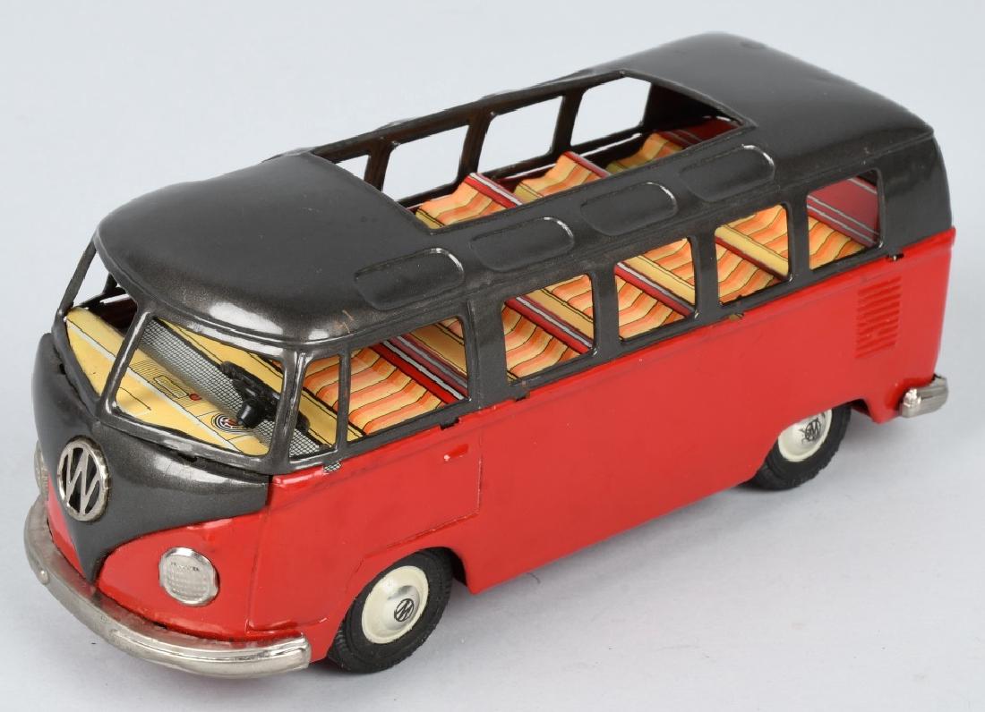 BANDAI Tin Friction VOLKSWAGEN MICRO BUS (1 of 5)