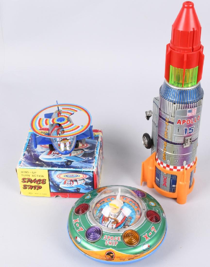 Lot of 3 SPACE TOYS (1 of 12)