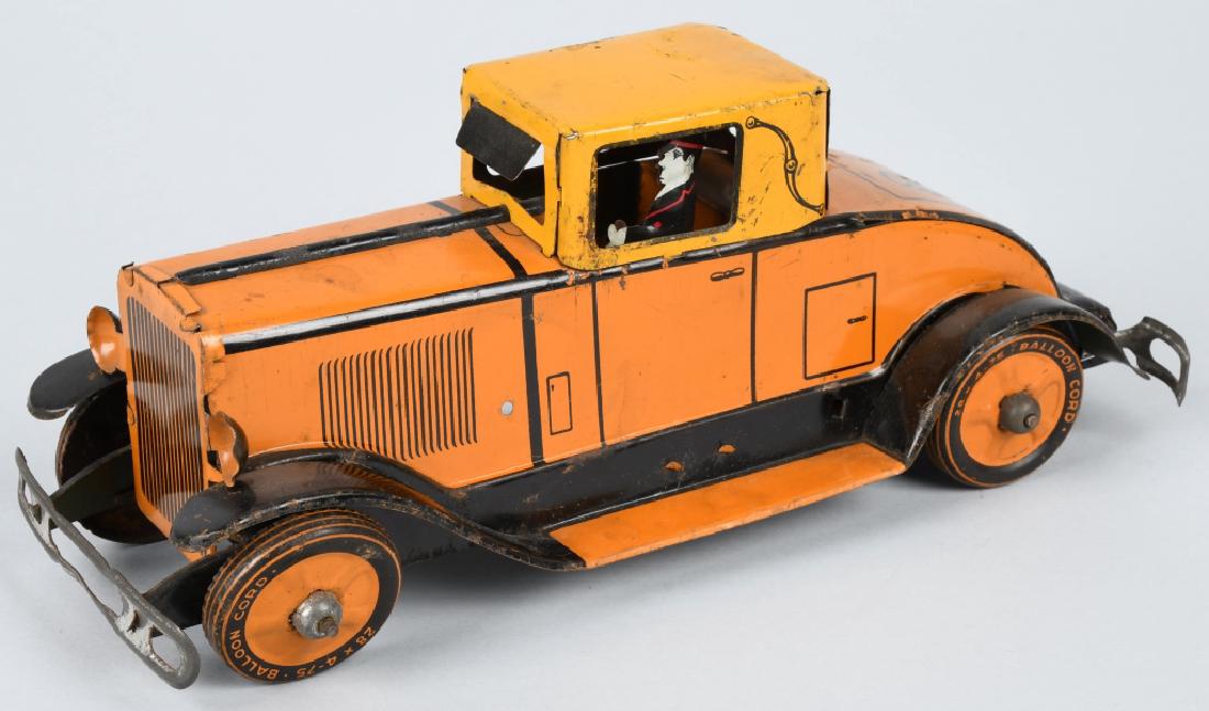 MARX 1930'S TIN WINDUP CADILLAC (1 of 5)