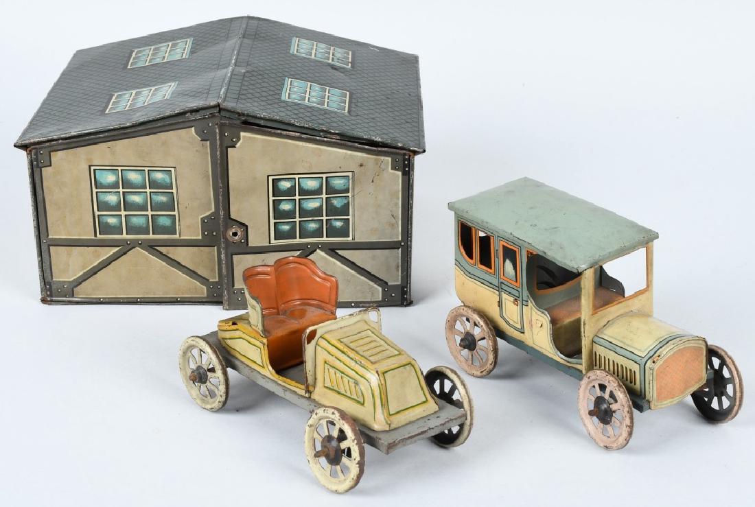 BING GARAGE w/ 2 Tin Windup AUTOMOBILES (1 of 9)