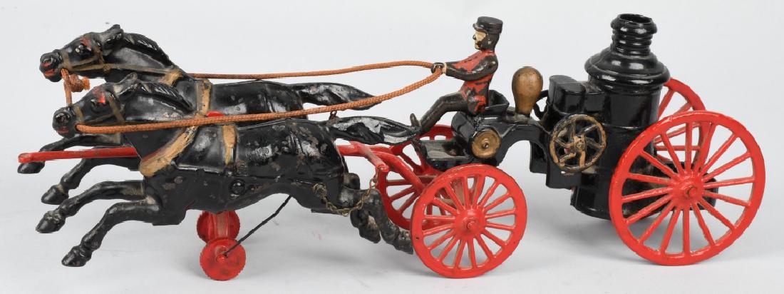 WILKINS CAST IRON HORSE DRAWN FIRE PUMPER (1 of 6)