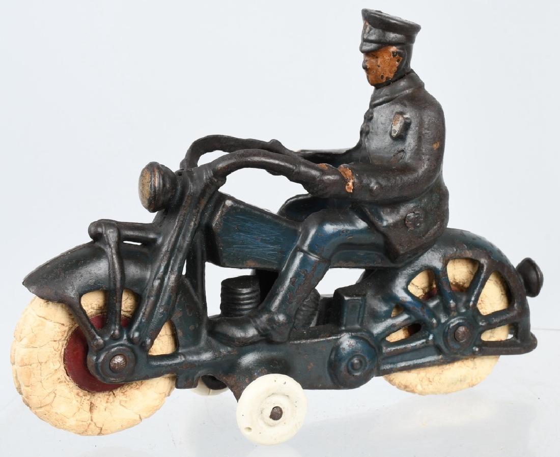 A.C. WILLIAMS 1930's CAST IRON MOTORCYCLE (1 of 4)