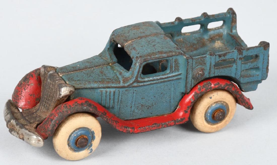 ARCADE CAST IRON TAKE-APART STAKE BED TRUCK (1 of 5)