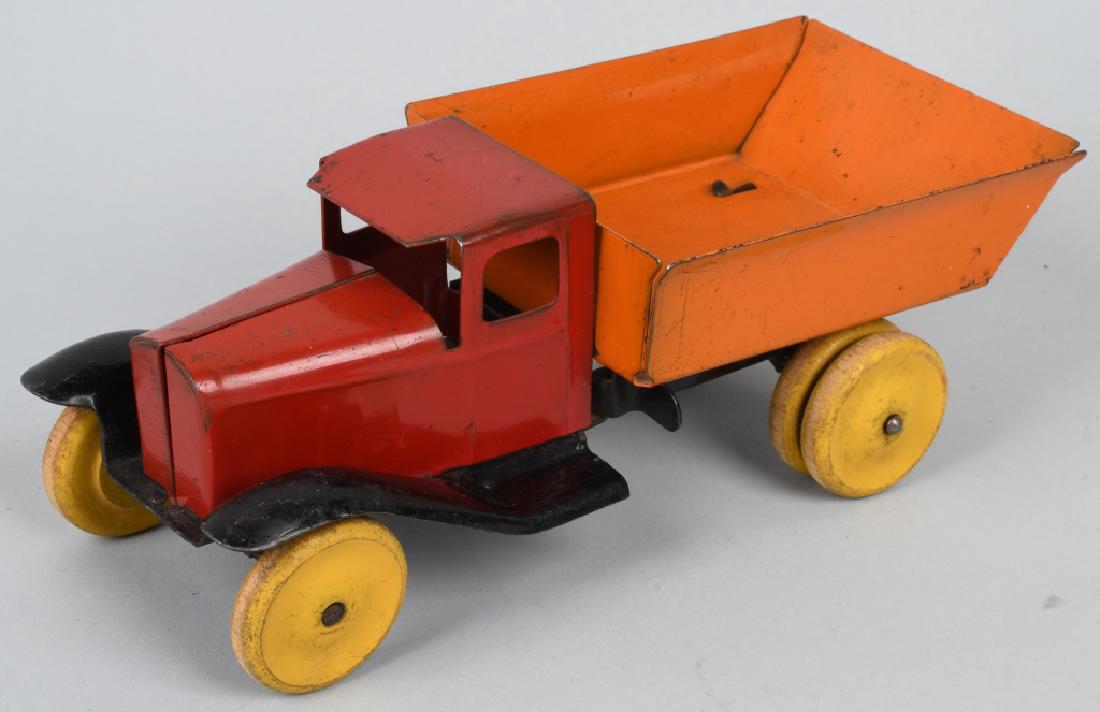 WYANDOTTE 1930'S DUAL WHEEL DUMP TRUCK (1 of 4)