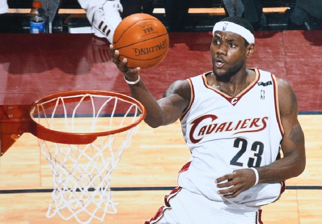 CLEVELAND CAVALIERS LeBRON JAMES SIGNED POSTER - 2