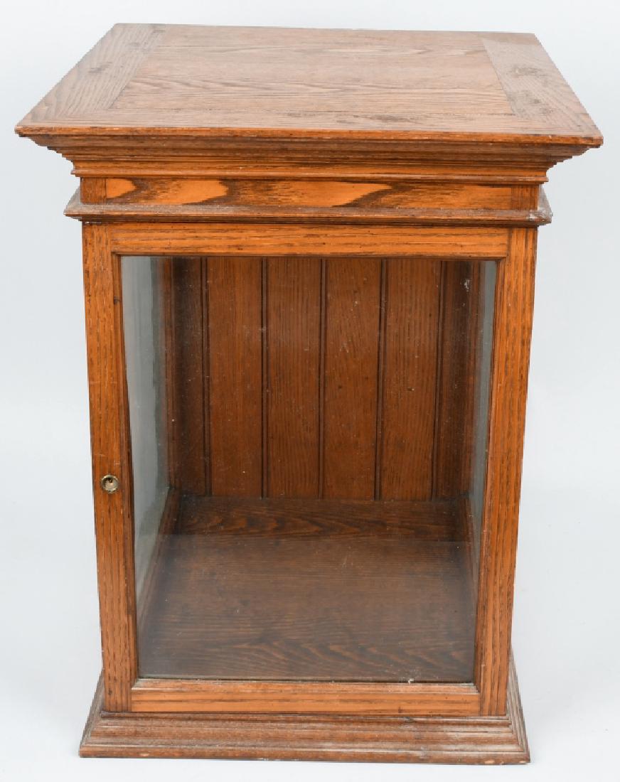 ANTIQUE OAK COUNTRY STORE COUNTER DISPLAY CASE (1 of 4)
