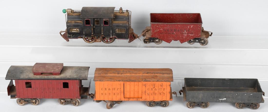 LIONEL STANDARD GAUGE #33 NYC ENGINE & 4 FREIGHT (1 of 7)