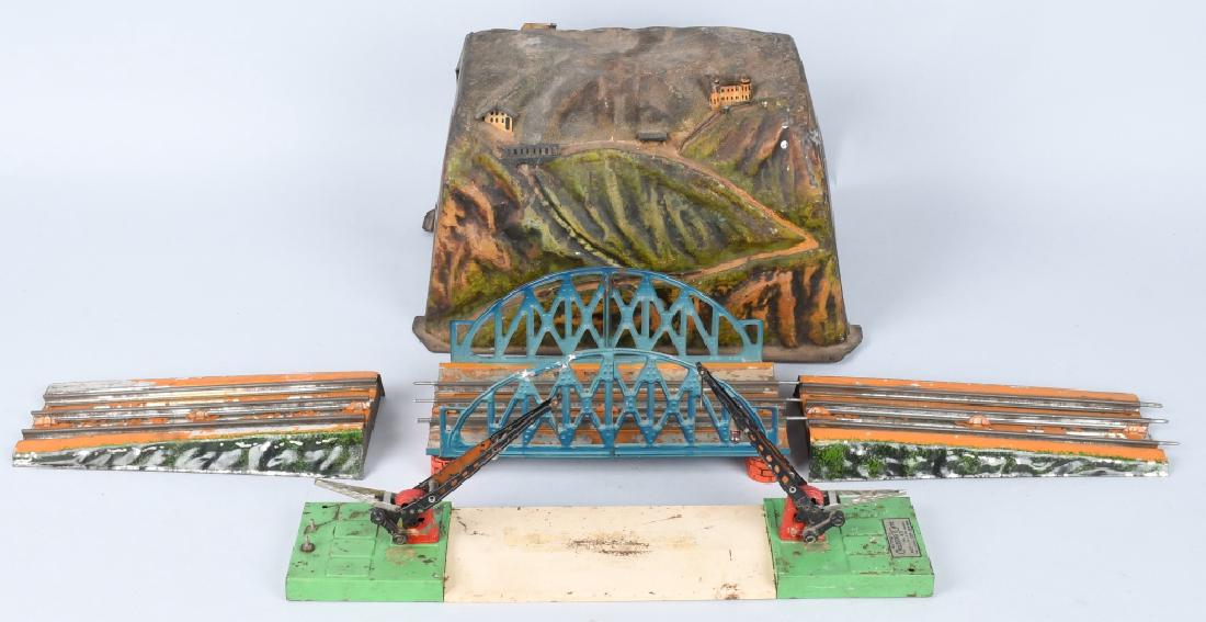 3- LIONEL STANDARD GAUGE ACCESSORIES (1 of 5)