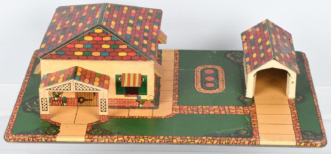 MARX TRAIN ACCESSORY BUNGALOW (1 of 6)