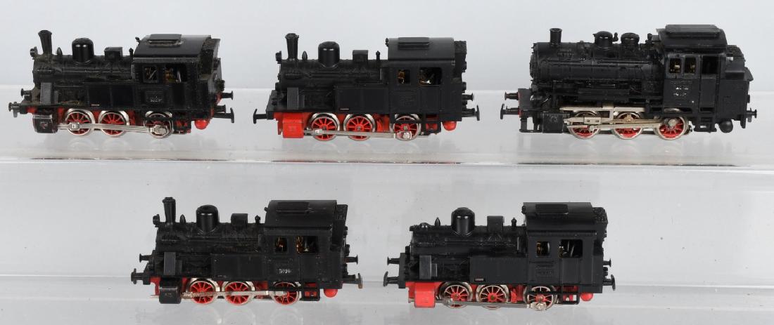 5-MARKLIN H.O. TRAIN ENGINES (1 of 3)
